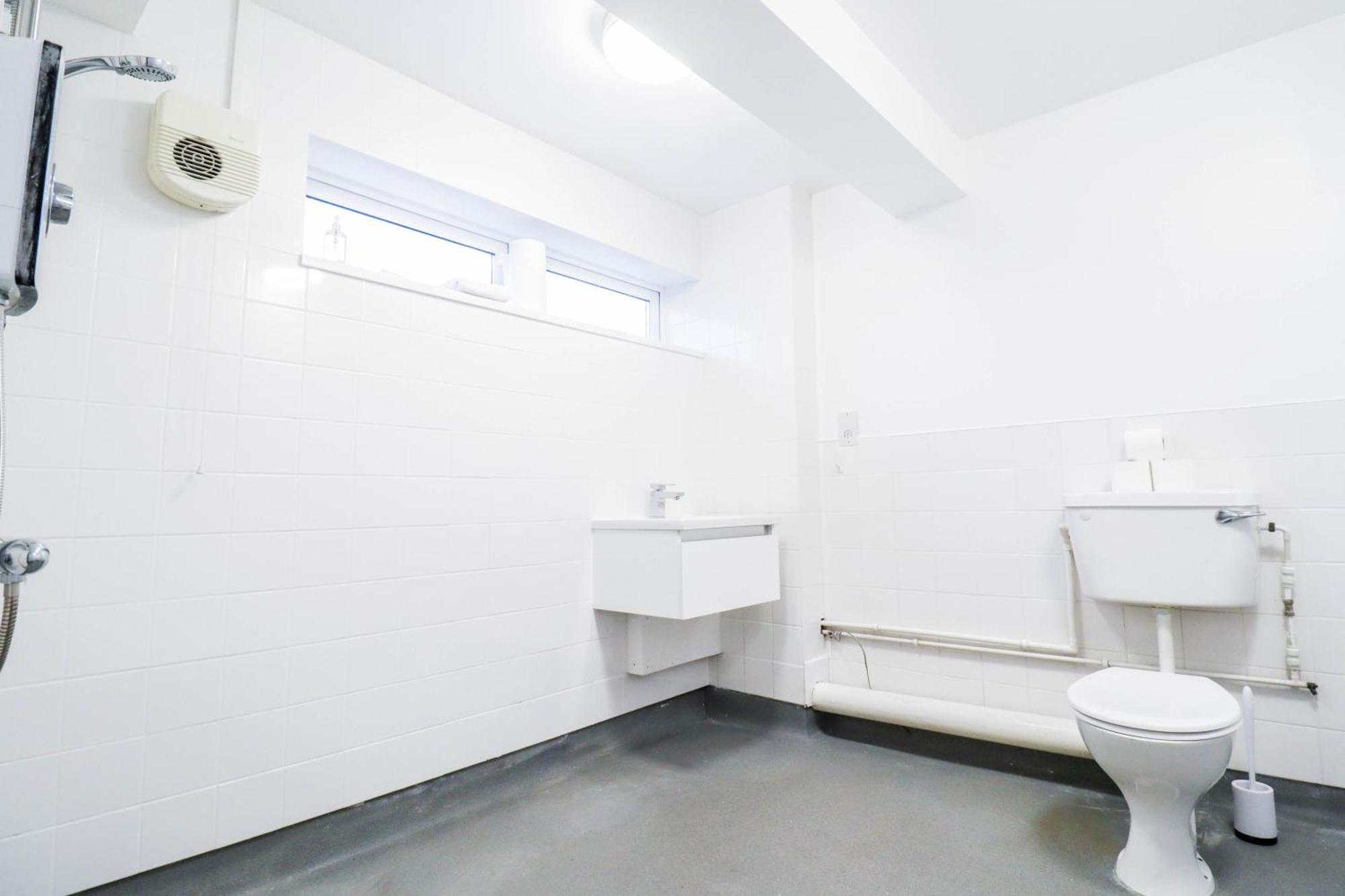 Bright And Spacious Contractor House L Parking! 博勒姆伍德 外观 照片